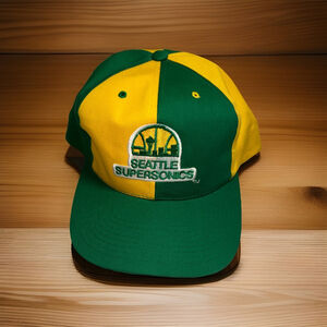 VTG SEATTLE SUPERSONICS NBA AJD PINWHEEL TWO TONE SNAPBACK HAT CAP RARE